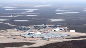 The De Beers/Mountain Province Diamonds Gahcho KuÃ© diamond mine in Canada's Northwest Territories. Source: Mountain Province Diamonds Inc.
