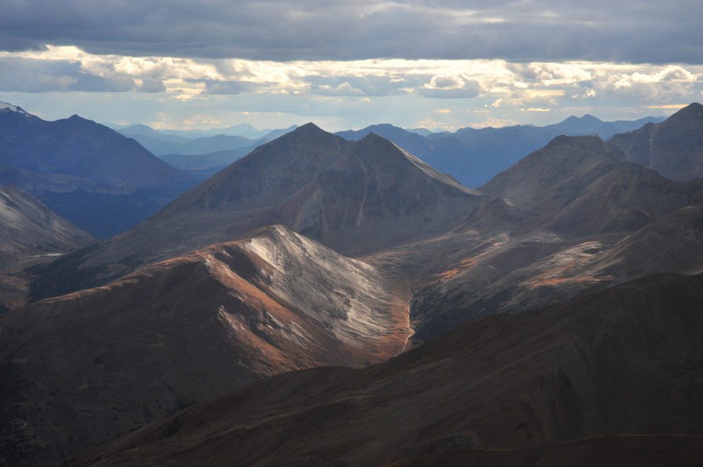 Snowline Gold drills 1.27 g/t gold over 108 metres at Rogue project, Yukon thumbnail